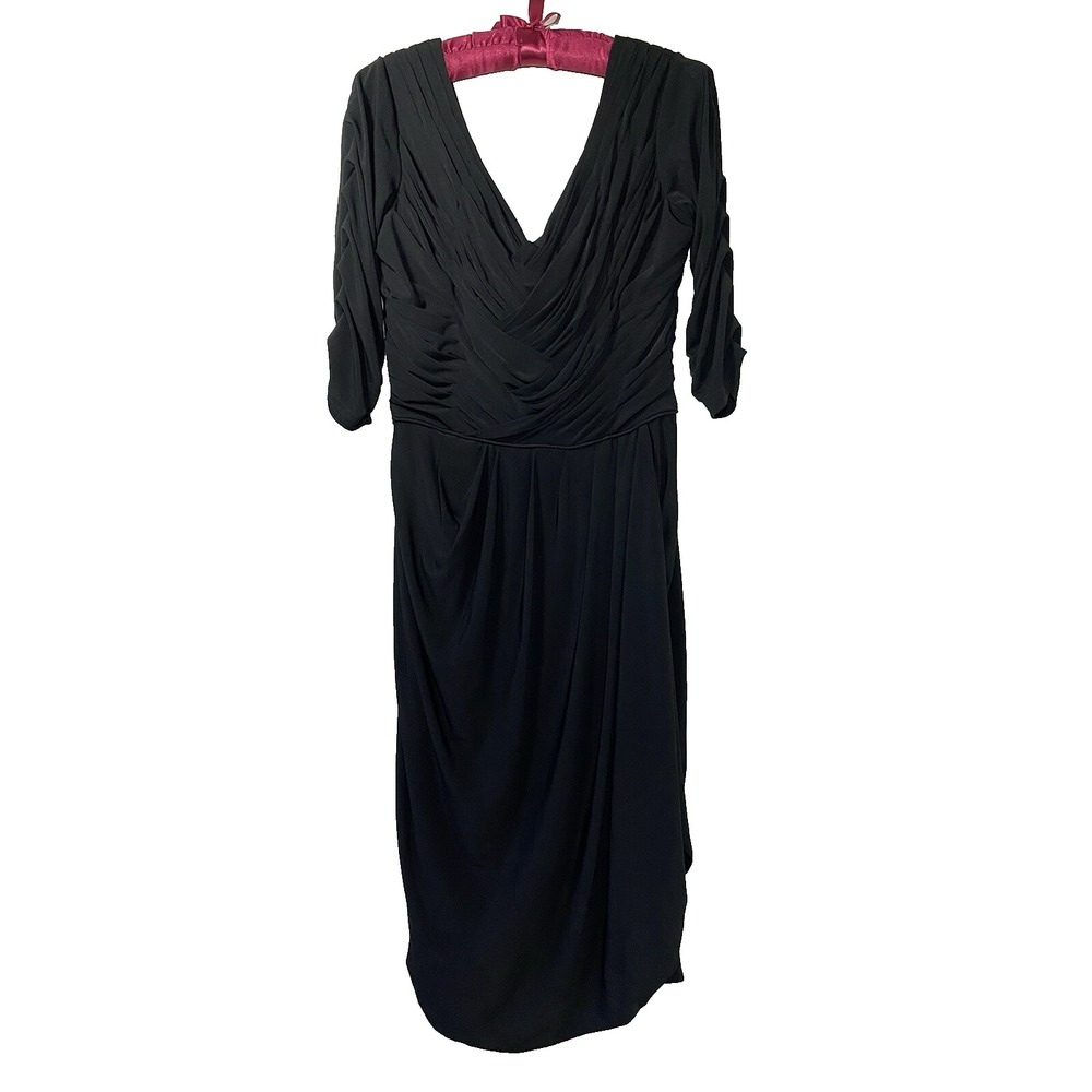 J. Peterman Classic Dress EUC Womens Sz 6 Black Ruched 3/4 Sleeve Fitted Sheath